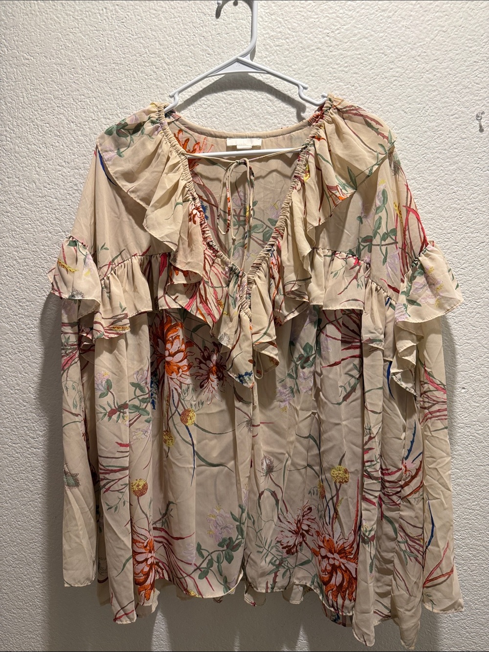 H&M Cream Floral Ruffle Peasant Blouse